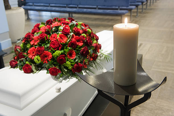 coroa funeral flores vermelhas